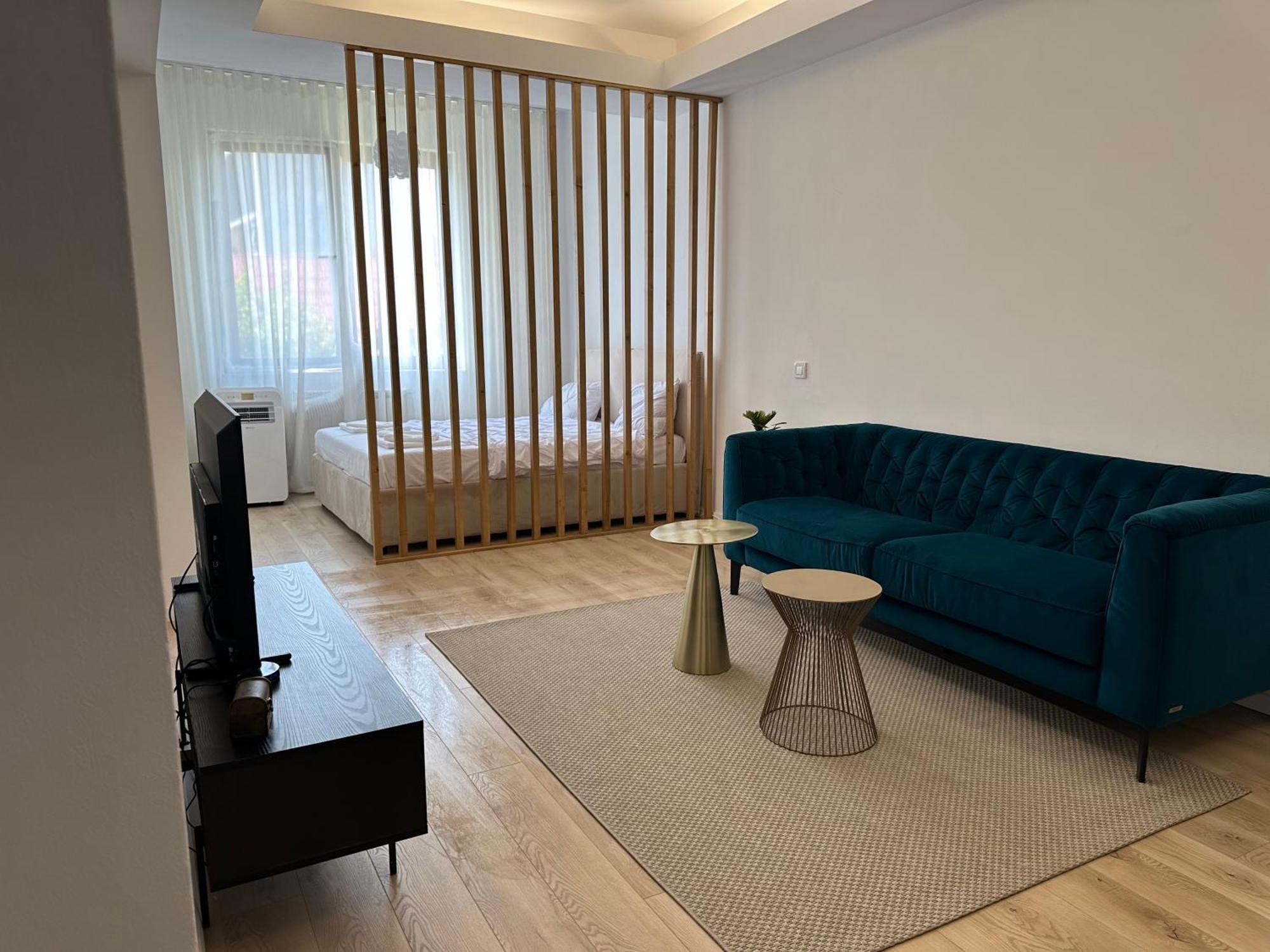 North Area Lake View Studio Bukares Bagian luar foto